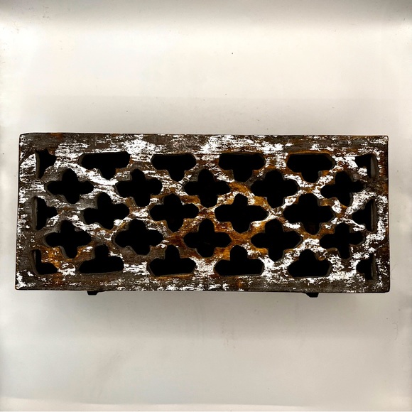 WOOD BOX WITH METALLIC ACCENT - Picture 2 of 4